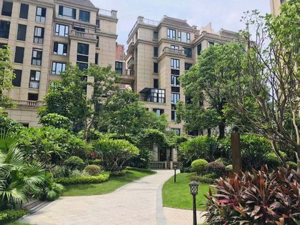 佛山招商臻園最新價位揭秘，小巷中的隱藏瑰寶